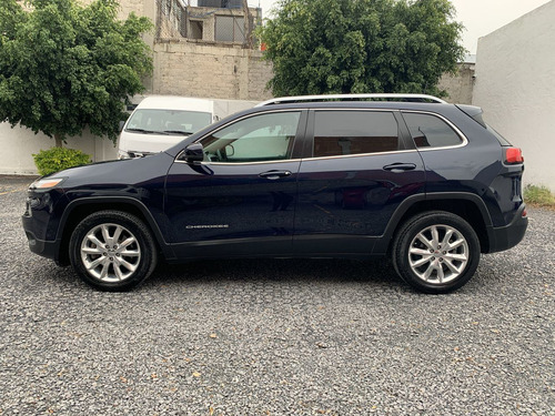 http://http2.mlstatic.com/D_602176-MLM46668868225_072021-O.jpg Jeep Cherokee 5 Puertas