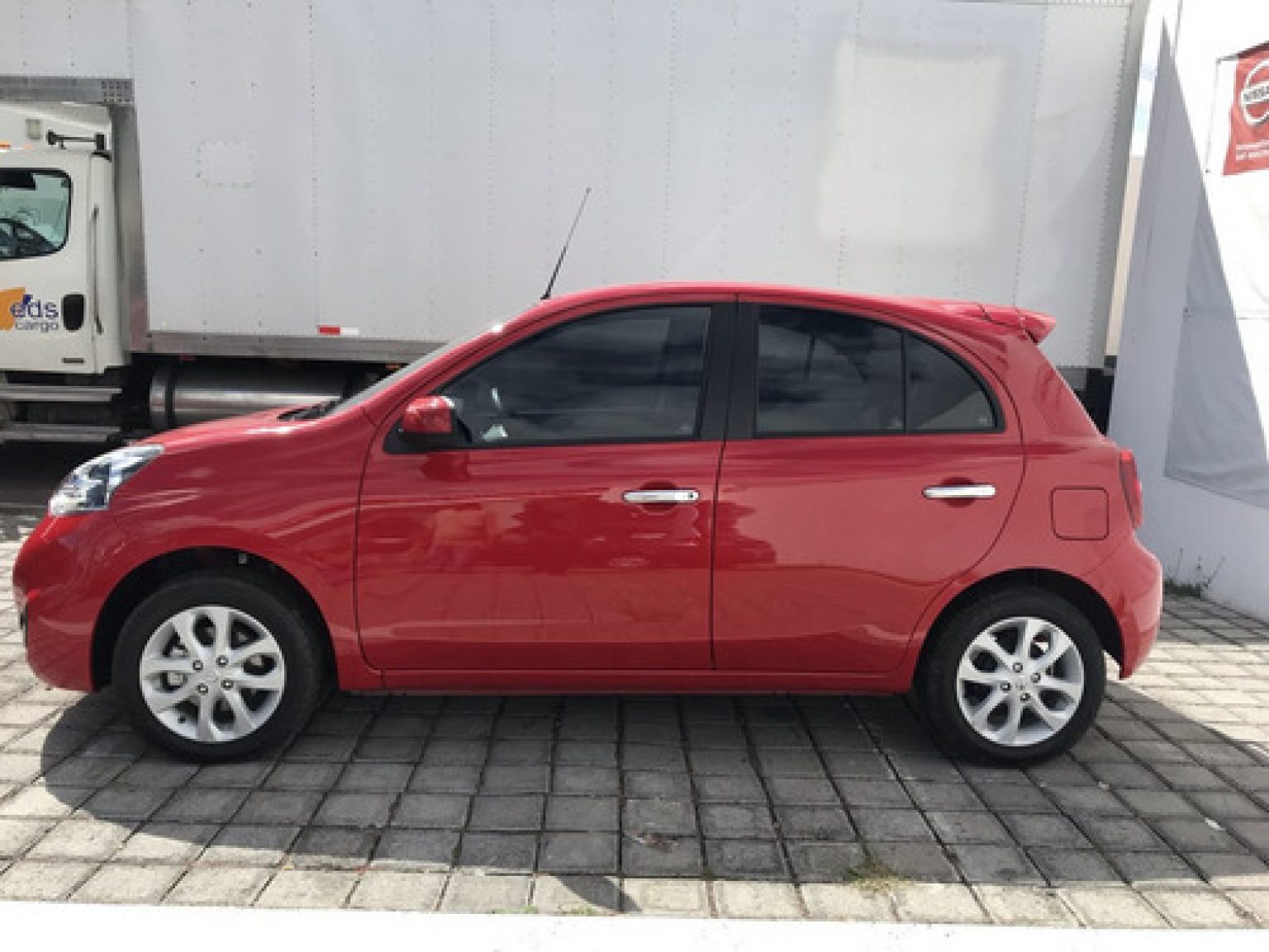 Nissan March 5 Puertas seminuevo en venta en la Ciudad de Celaya