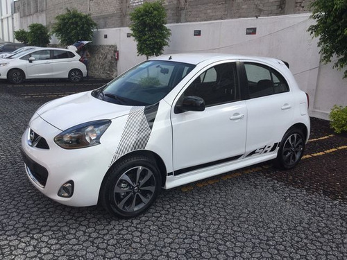 640181-MLM46624631022_072021 Nissan March 5 Puertas