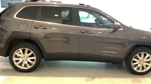 702833-MLM46679503879_072021 Jeep Cherokee 5 Puertas