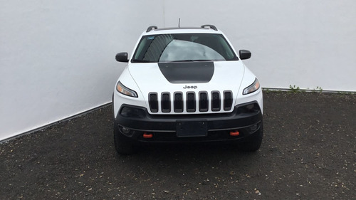 716514-MLM46606097044_072021 Jeep Cherokee 5 Puertas