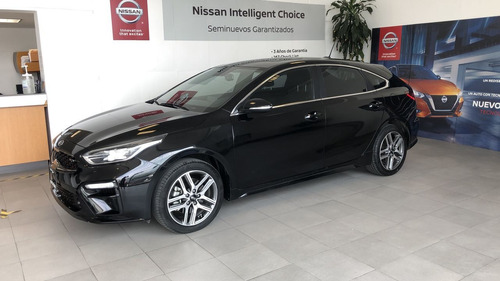 717265-MLM46664716314_072021 Kia Forte 5 Puertas