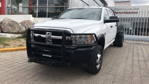 Ram 4000 4 Puertas