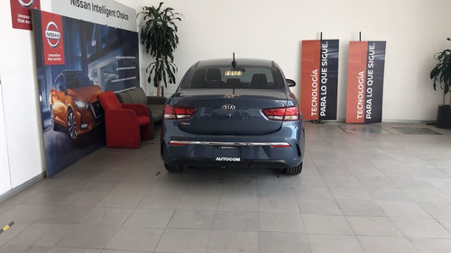 733769-MLM46376477962_062021 Kia Rio 4 Puertas