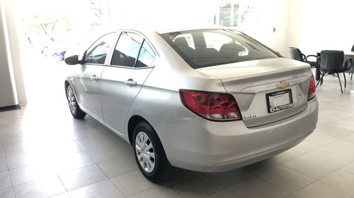734119-MLM46638720961_072021 Chevrolet Aveo 4 Puertas