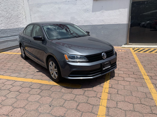 844179-MLM46604100426_072021 Volkswagen Jetta 4 Puertas