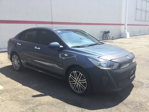 845382-MLM46284020306_062021 Kia Rio 4 Puertas