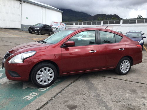 860992-MLM46612400243_072021 Nissan Versa 4 Puertas