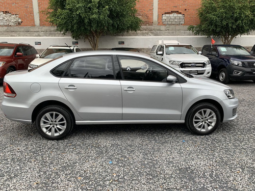 867692-MLM46612401340_072021 Volkswagen Vento 4 Puertas
