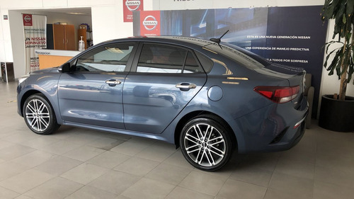893343-MLM46376477958_062021 Kia Rio 4 Puertas