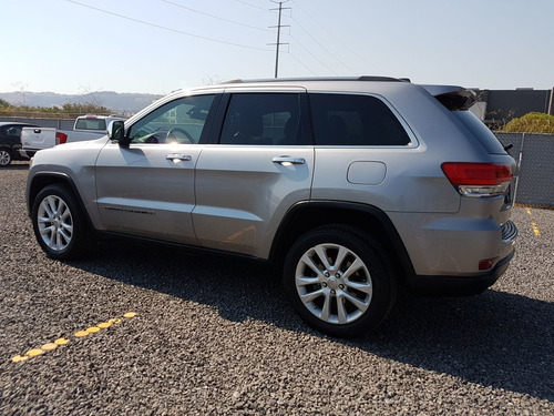 945543-MLM46668864821_072021 Jeep Grand Cherokee 5 Puertas