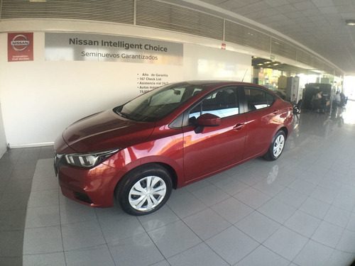 Nissan Versa 4 Puertas