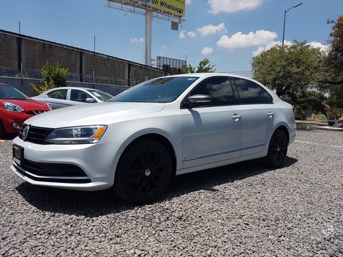 Volkswagen Jetta 4 Puertas