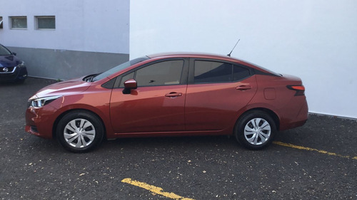 872373-MLM47016388593_082021 Nissan Versa 4 Puertas