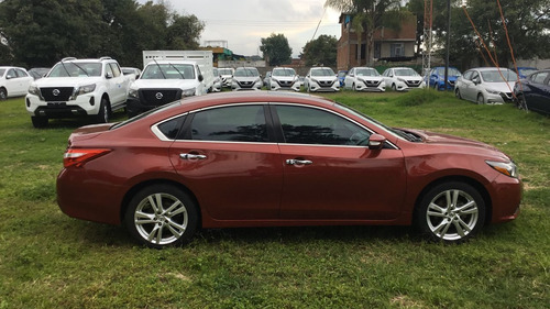 972984-MLM47016390297_082021 Nissan Altima 4 Puertas